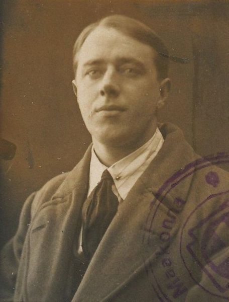 Файл:Мальцев Павел Константинович, 1923.jpg