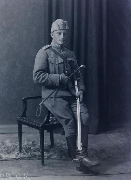 Файл:Капитан Рикард-Густав Боргелин. Эстония, 1919.jpg