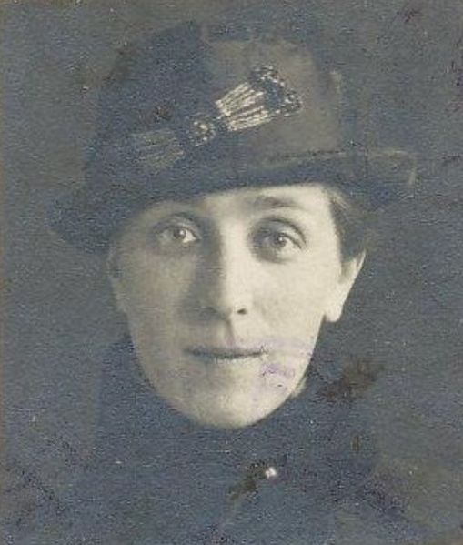 Файл:Епинатьева Зинаида Леонидовна, 1921.jpg