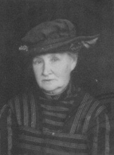 Файл:Горталова Людмила Степановна, 1921.jpg